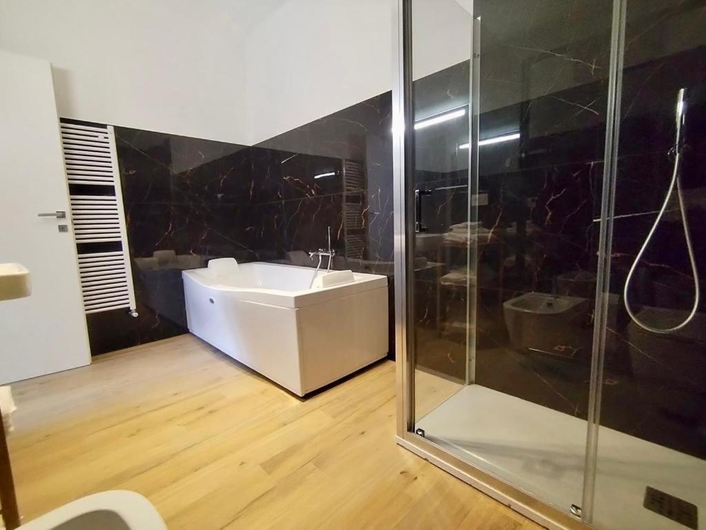 Hh Hermoso Housing Асти Экстерьер фото